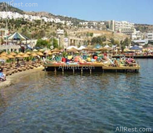 Costa Farilya Deluxe 13